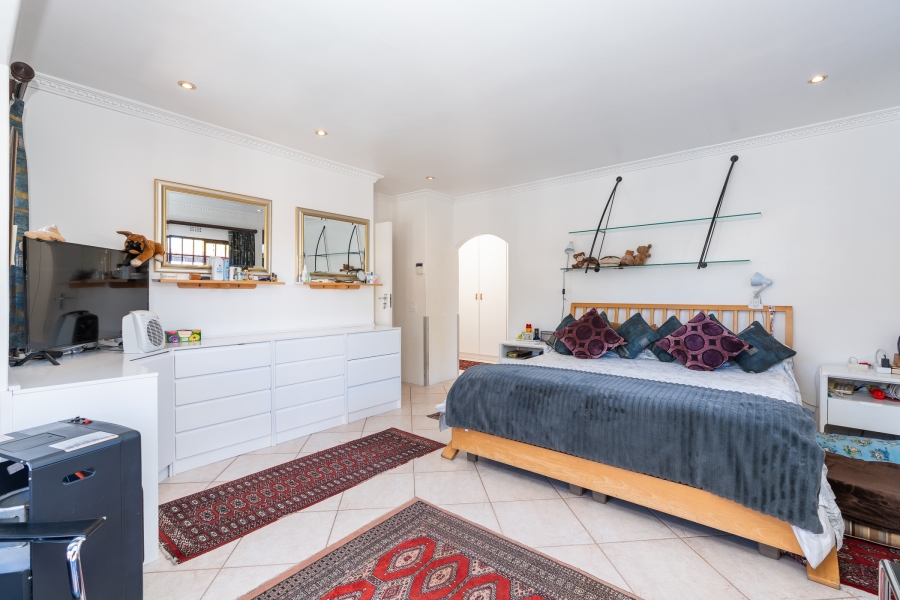 3 Bedroom Property for Sale in Pinelands Western Cape